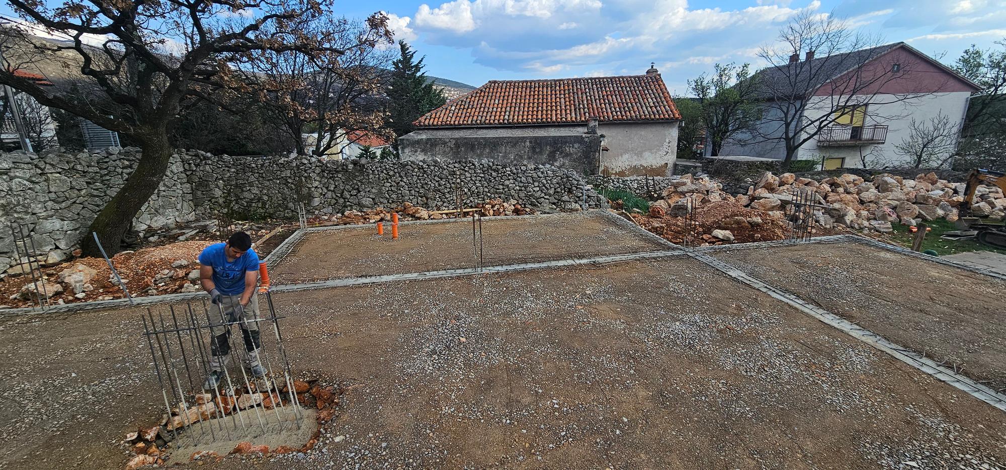 Obiteljska kuća — temelji do krova